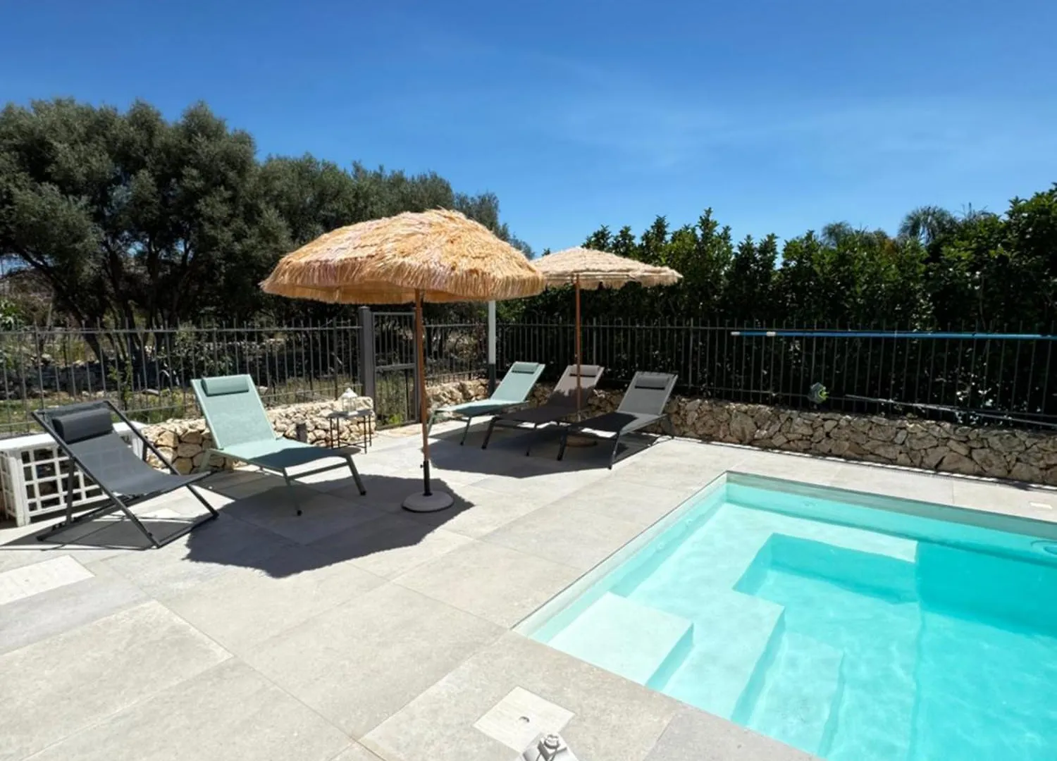 Epipoli Charming Villa And Pool 锡拉库扎 公寓